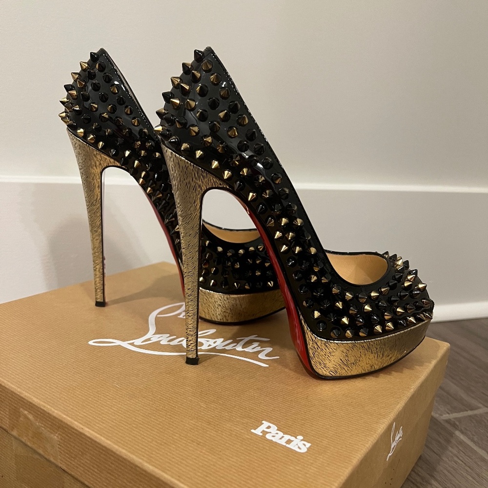 Christian Louboutin Lady Peep Spikes (Blk/Gold)